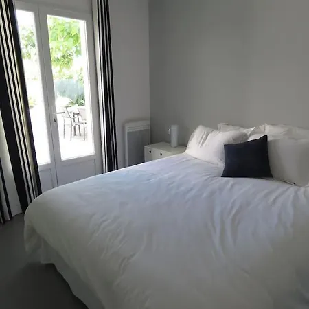 Ferienhaus Somptueuse Proche De La Plage Villeroy Sète