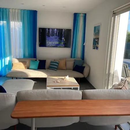 Ferienhaus Somptueuse Proche De La Plage Villeroy Sète
